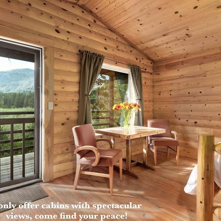 Summit Mountain Lodge And Steakhouse East Glacier Park Village ภายนอก รูปภาพ